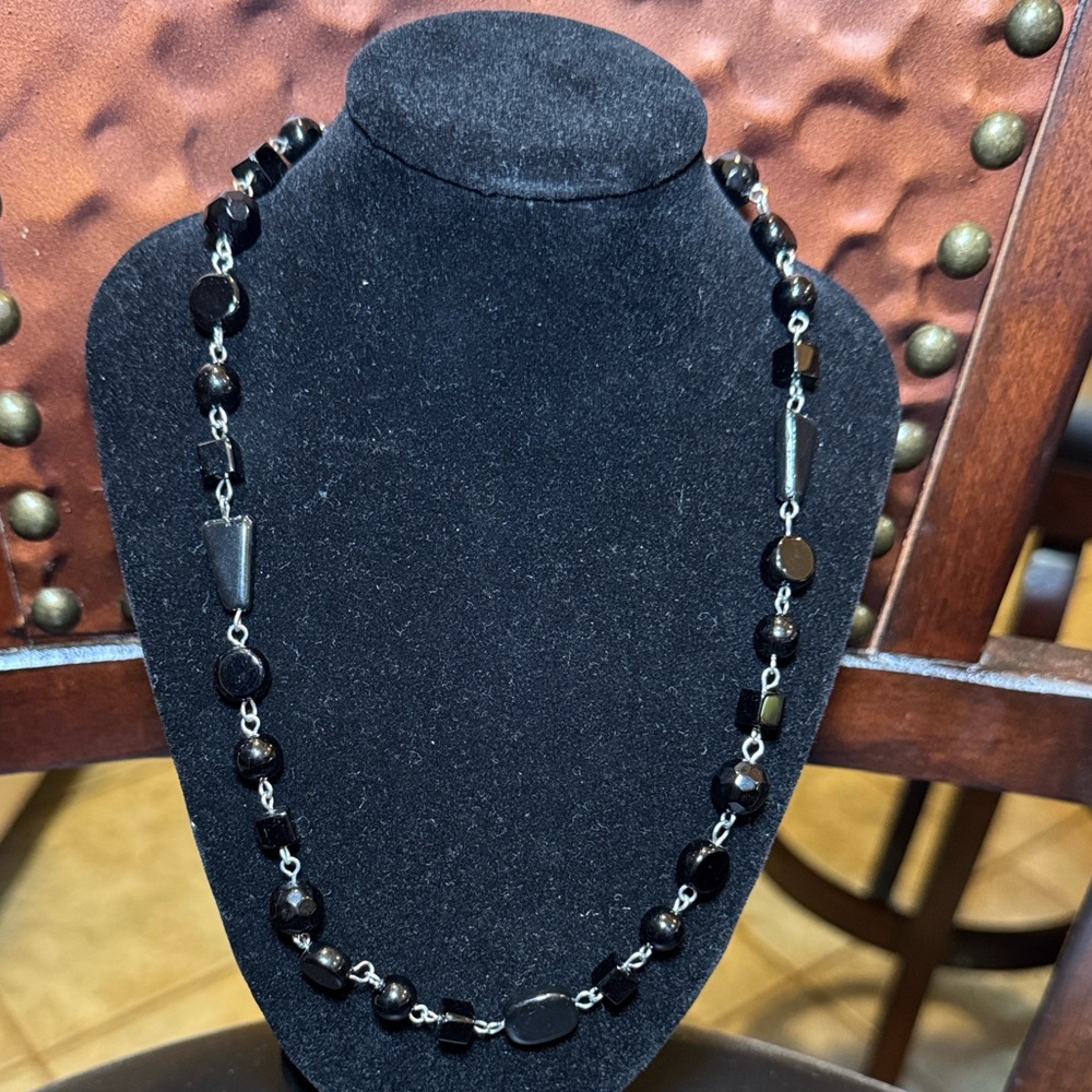 Black Beaded Necklace Mixed Shape Beads Silver Tone Chain Adjustable‎